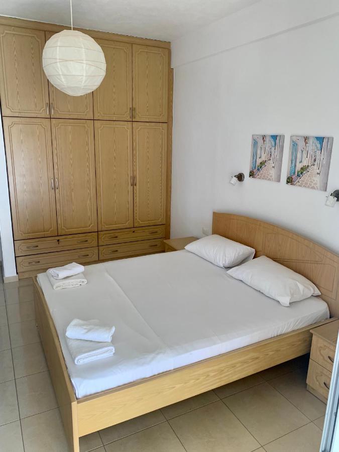 Blue Sea Apartments Qeparo Bagian luar foto