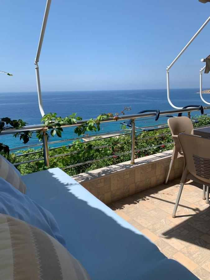 Blue Sea Apartments Qeparo Bagian luar foto