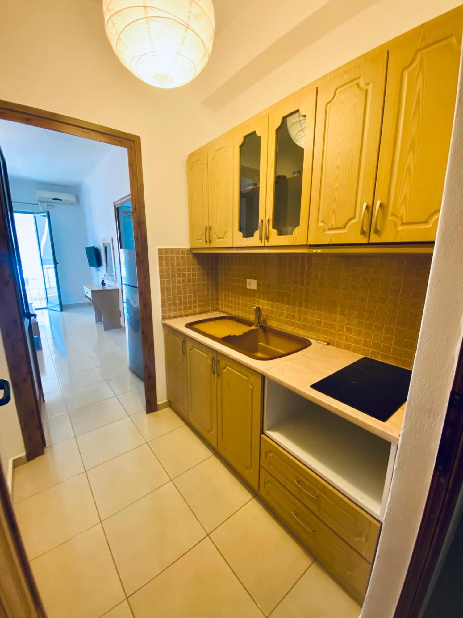 Blue Sea Apartments Qeparo Bagian luar foto