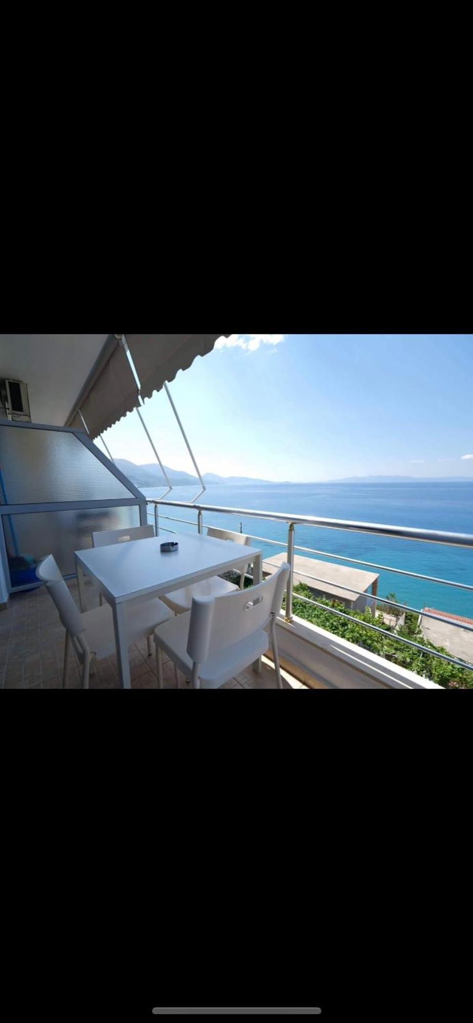 Blue Sea Apartments Qeparo Bagian luar foto