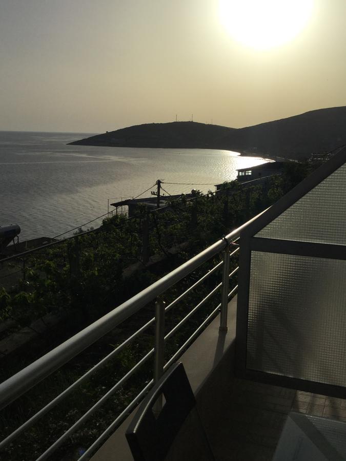 Blue Sea Apartments Qeparo Bagian luar foto