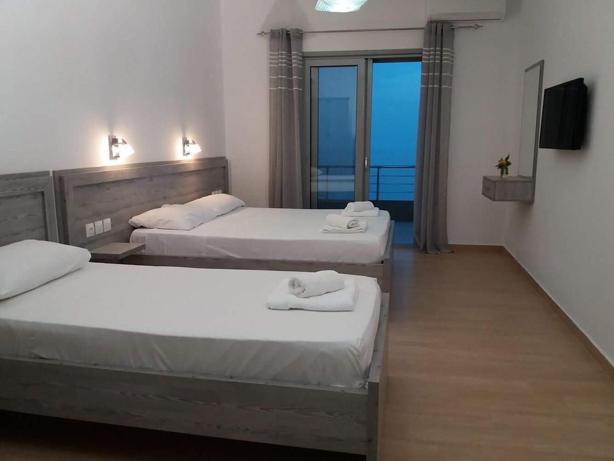 Blue Sea Apartments Qeparo Bagian luar foto