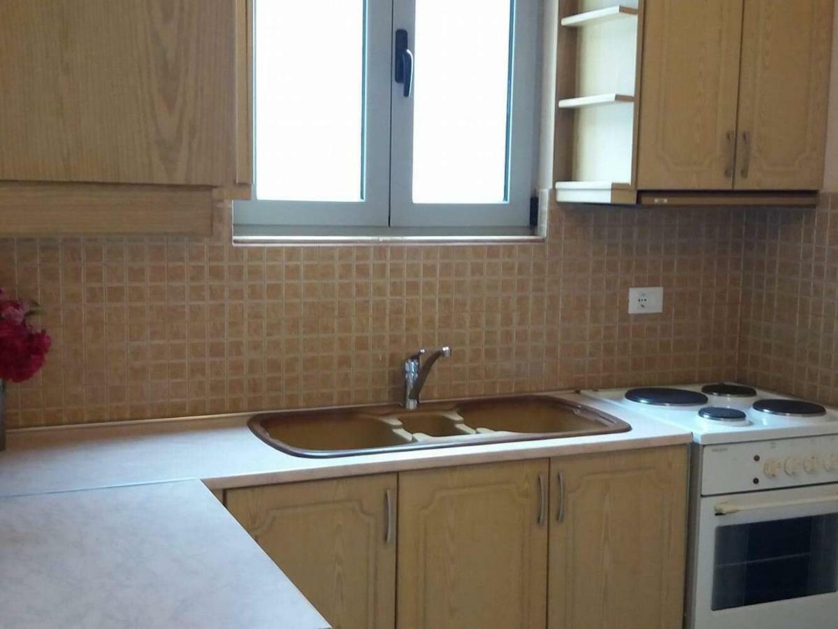 Blue Sea Apartments Qeparo Bagian luar foto