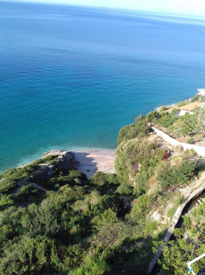 Blue Sea Apartments Qeparo Bagian luar foto